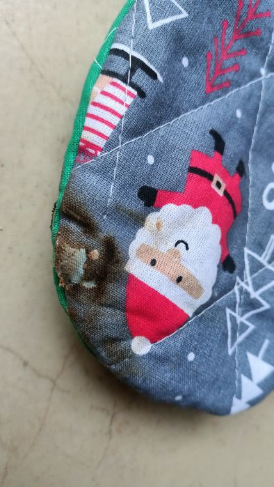 Rękawice kuchenne z mikołajem