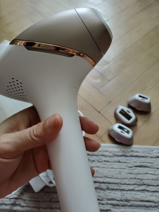 Depilator IPL Philips Lumea BRI977/00 używany.