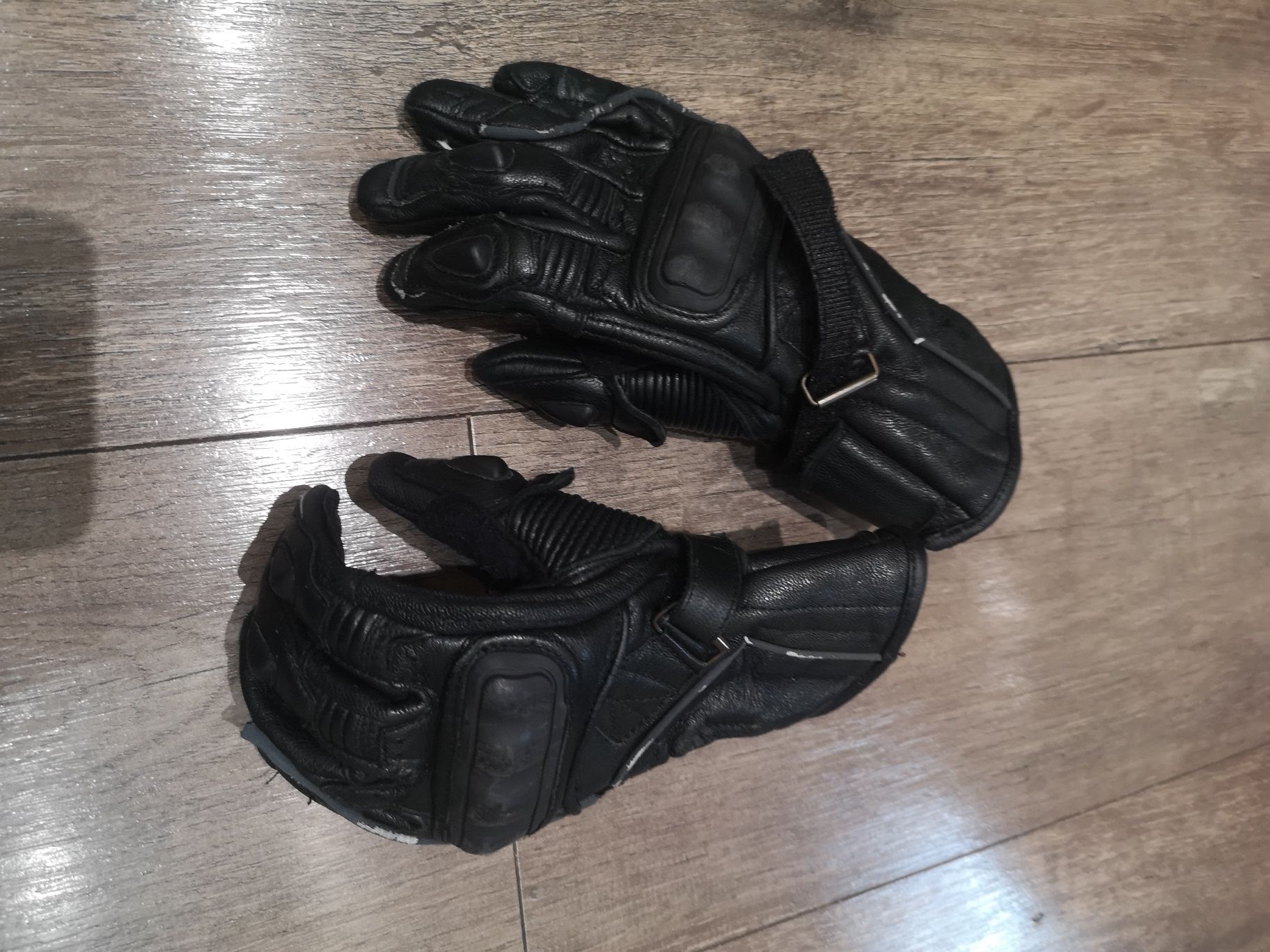 Zestaw motocyklowy kask buty kombinezon rękawice 145-155