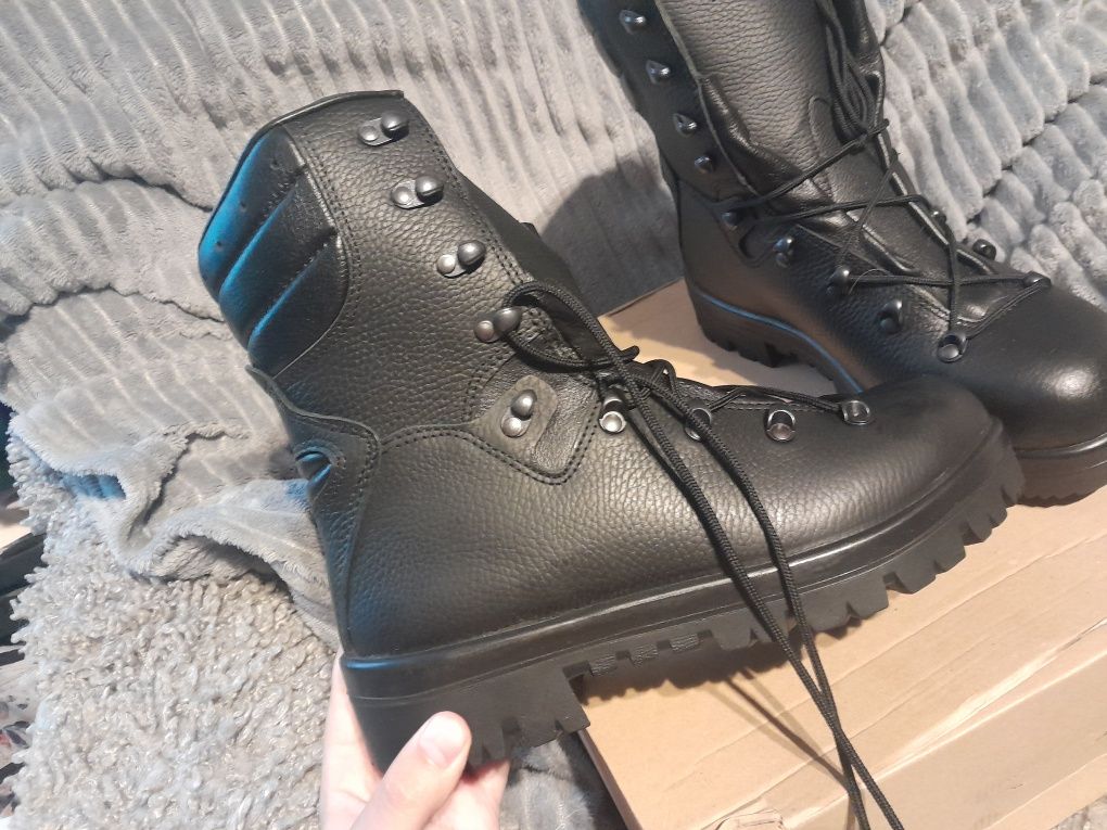 Buty wojskowe mon