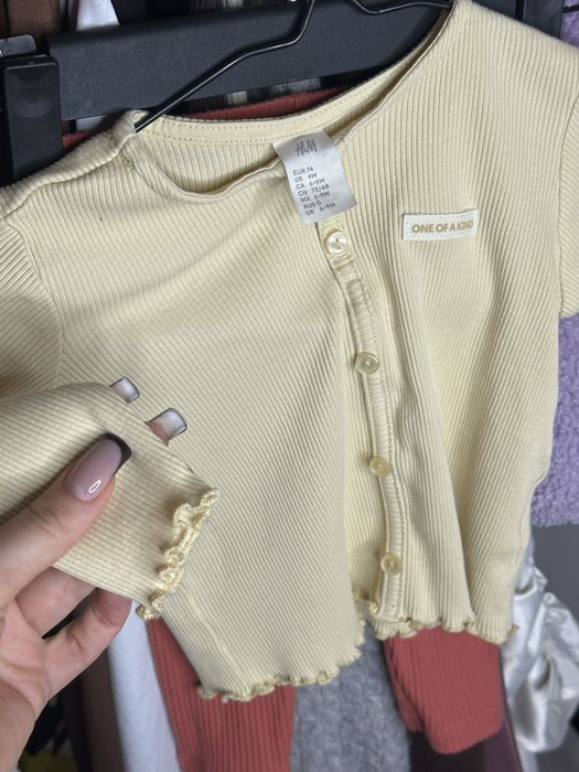 Розпродаж дитячих речей!!! Костюмчик H&M на дівчинку 6-9 місяців!