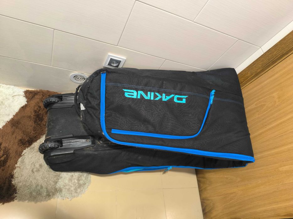 Mala DAKINE Ideal para transportar coisas grandes