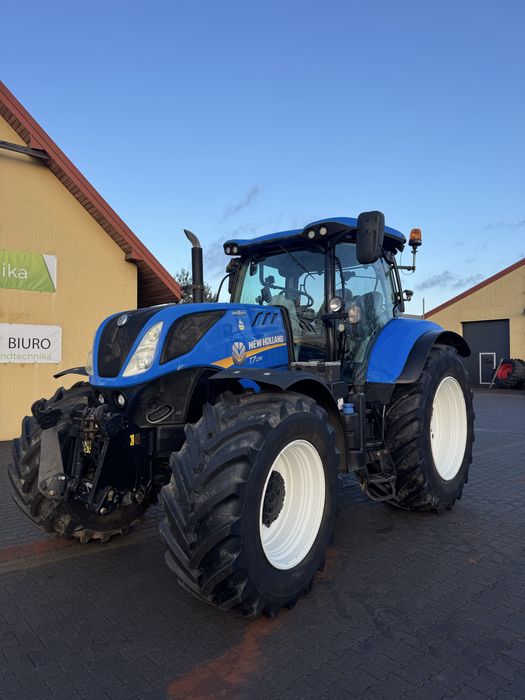 New Holland t7.230 nie  cvx auto command tuz case puma