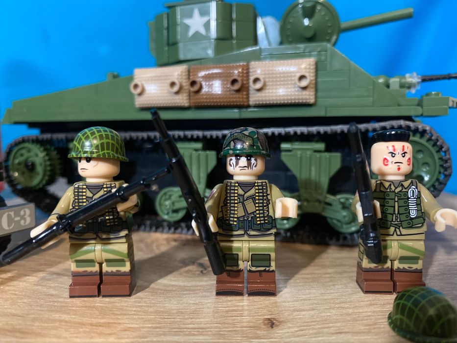Lego Tanque Sherman e Jeep Willys + figuras WWII