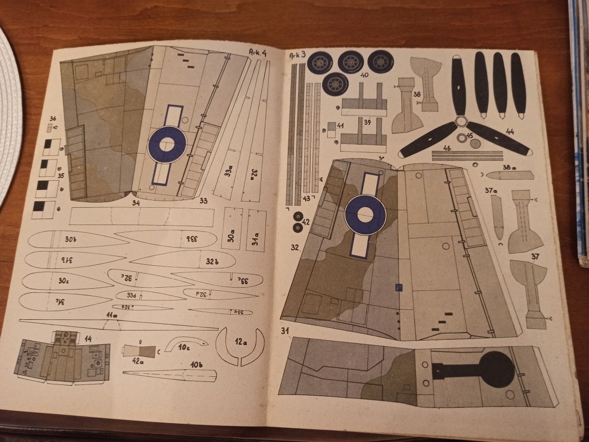 Mały Modelarz 4/90