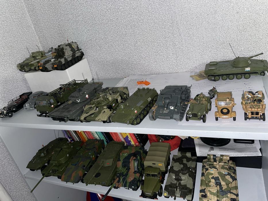 Моделі військової техніки 1:35 продам
