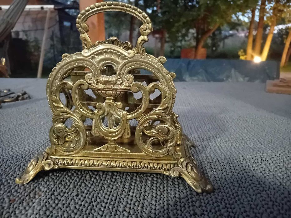 Sprzedam podstawkę do listów