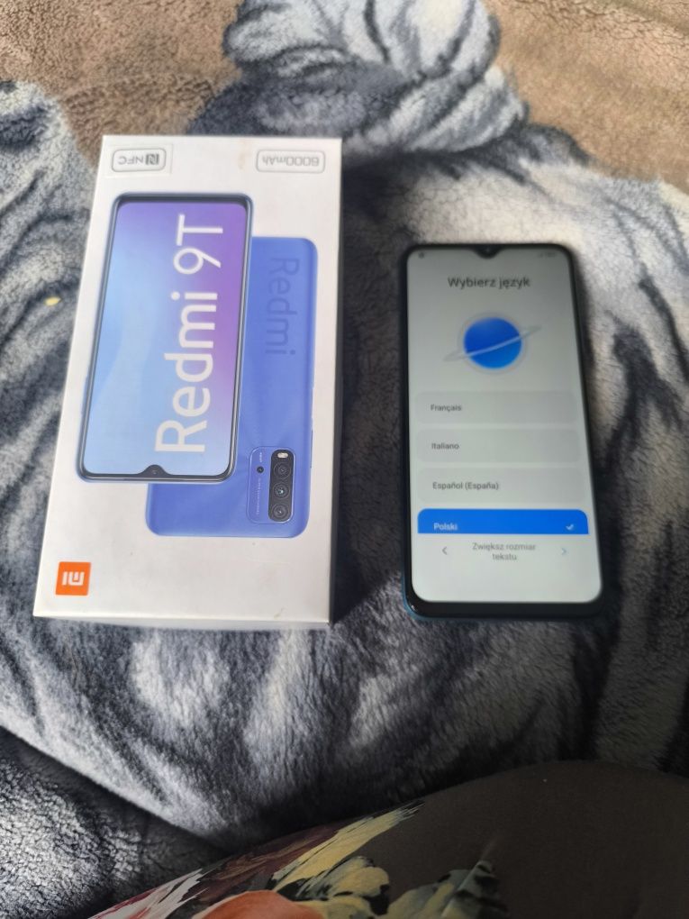 Xiaomi Redmi 9T .