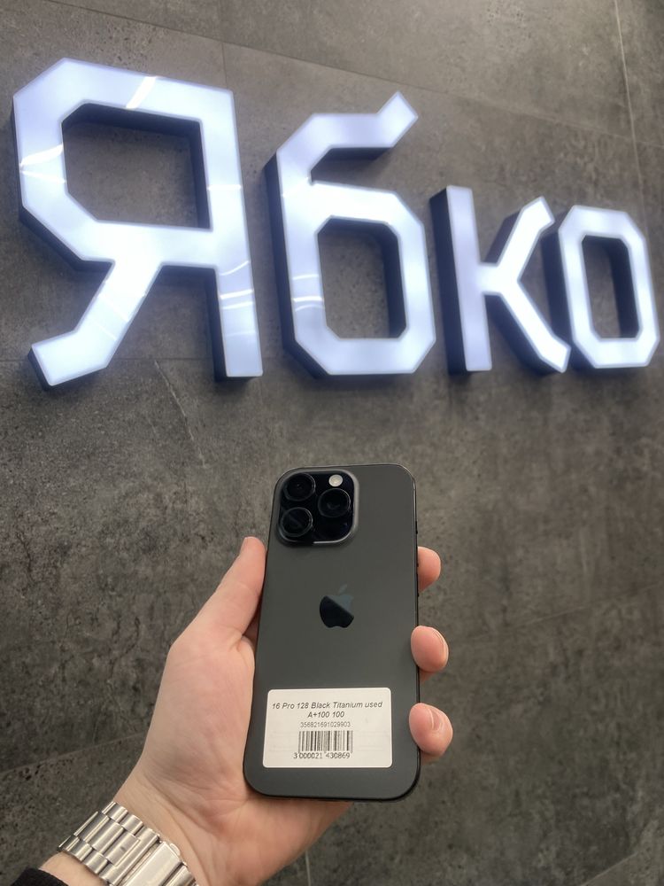 iPhone 16 pro 128 Black Titanium used