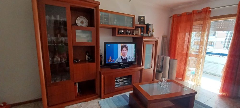 Móvel Sala e mesa de centro