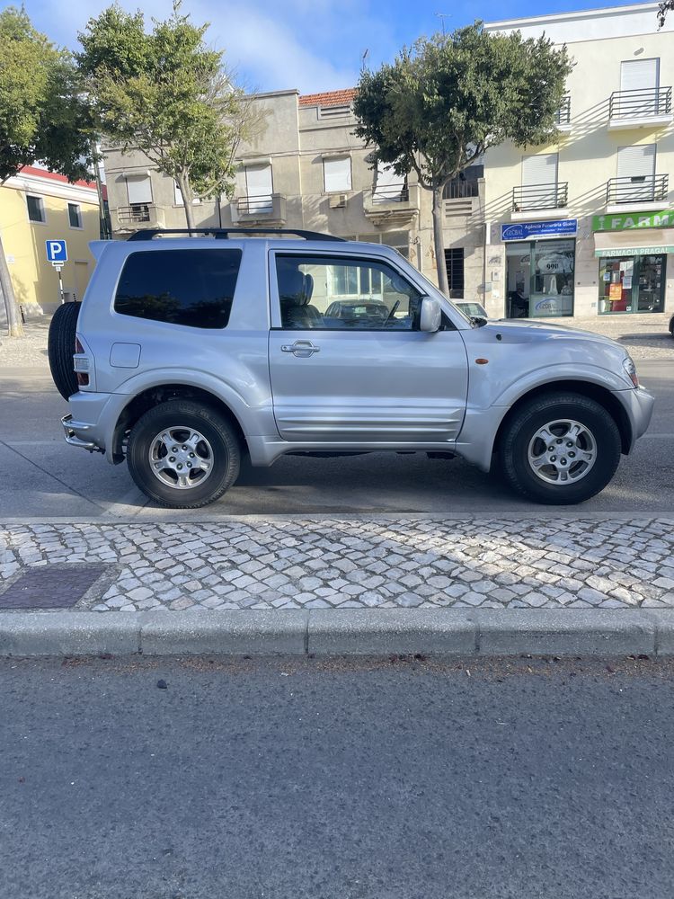 Pajero Di D cx auto