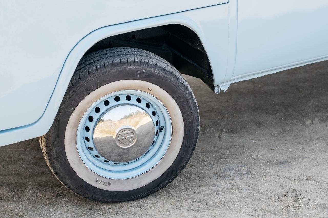 Volkswagen Pão de Forma T2 (1971) – Clássico Restaurado
