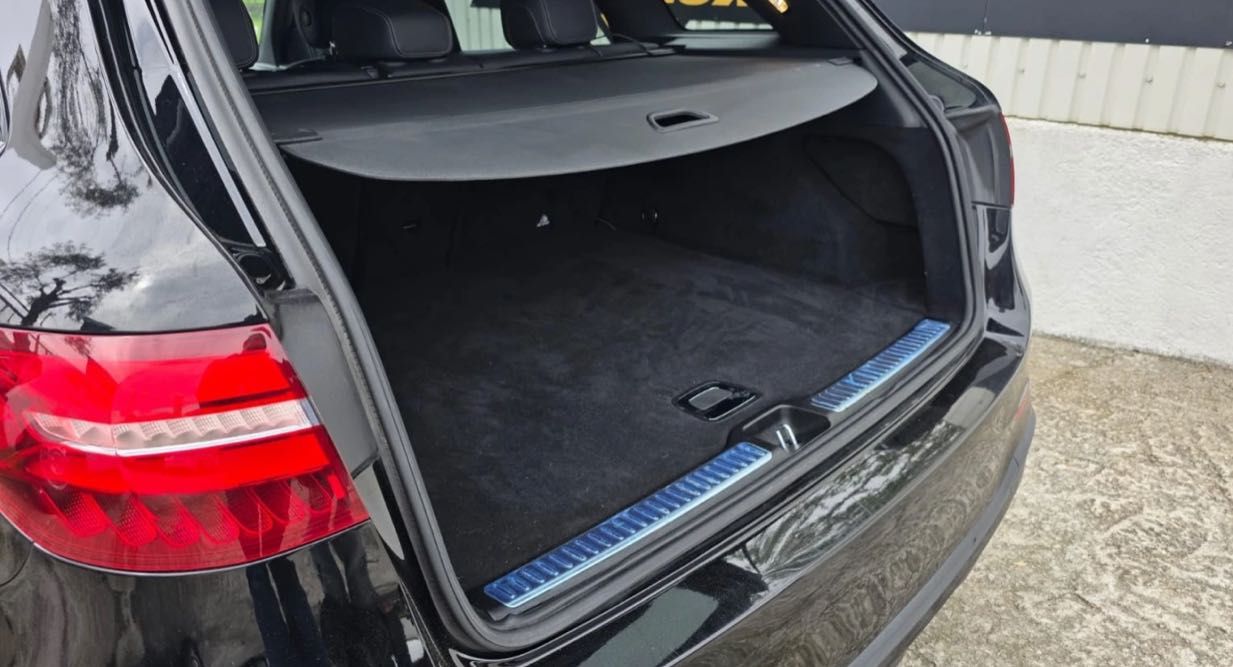 Mercedes Benz GLC 250D - 4 Matic /Venda