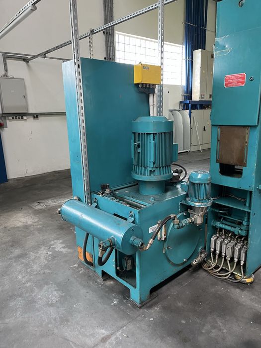 Prasa hydrauliczna SMG 40 ton