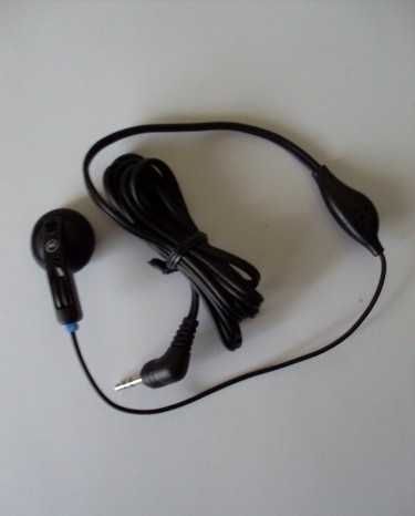 Telemóveis, adaptadores, carregadores, transformadores, auriculares