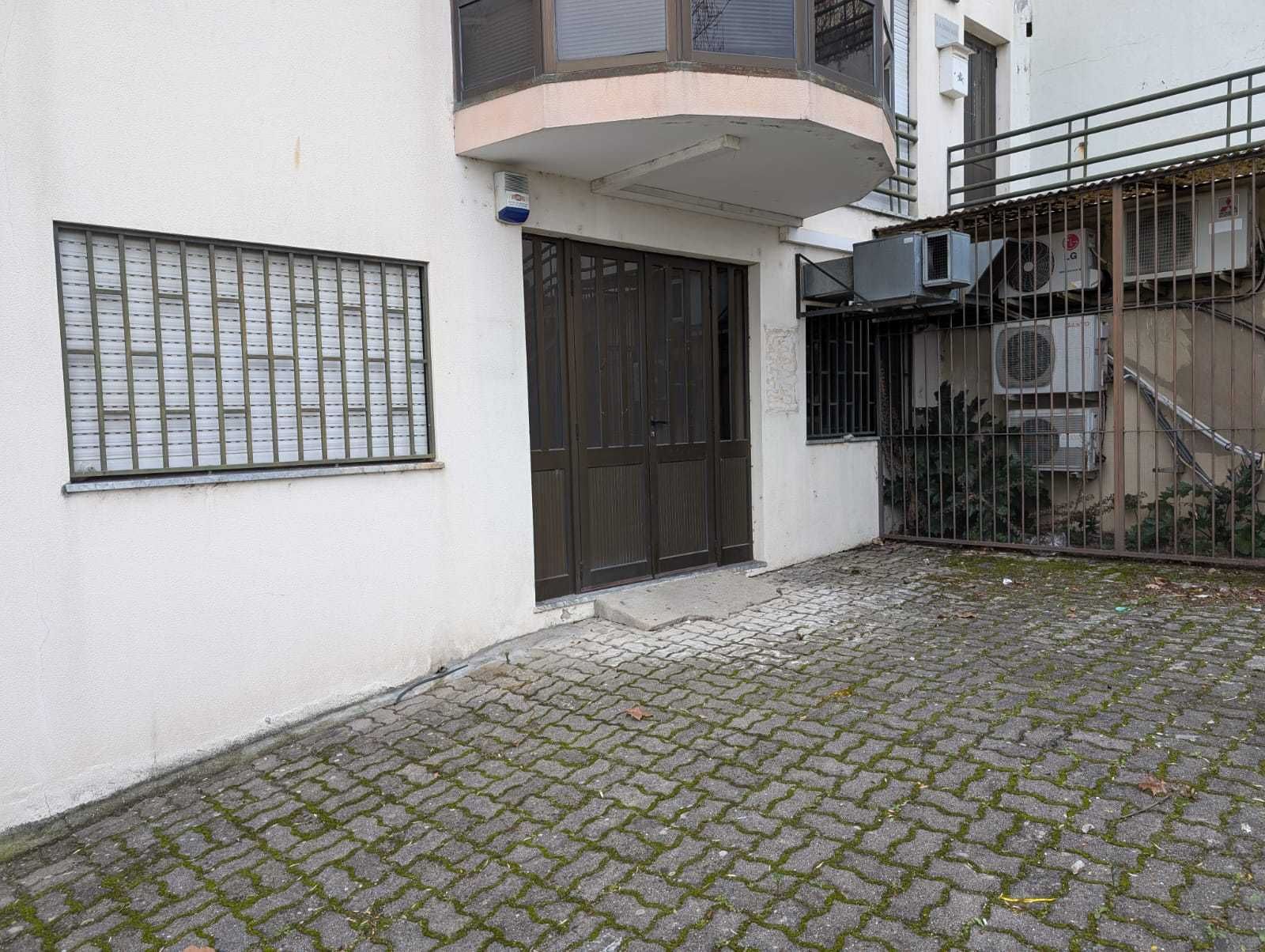 Loja Comercial-Lamego-VENDO OU ALUGO