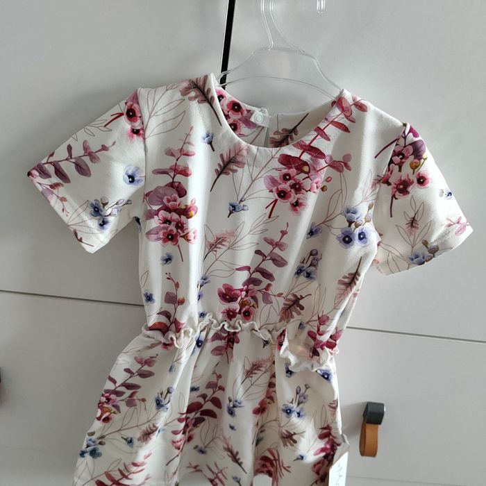 Bawełniana sukienka w kwiaty, krótki rękaw, 92 / 98