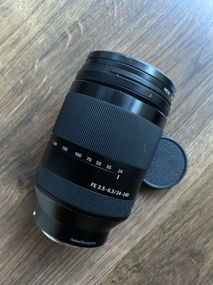 Об'єктив Sony  24-240 mm, f3.5 -6.3 E-mount