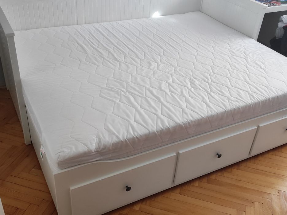 Sprzedam łóżko Ikea Hemnes