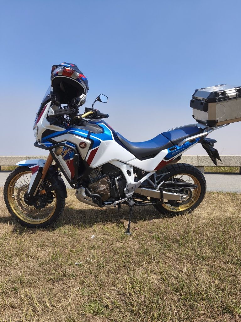 Vendo Honda África Twin Adventure Sports