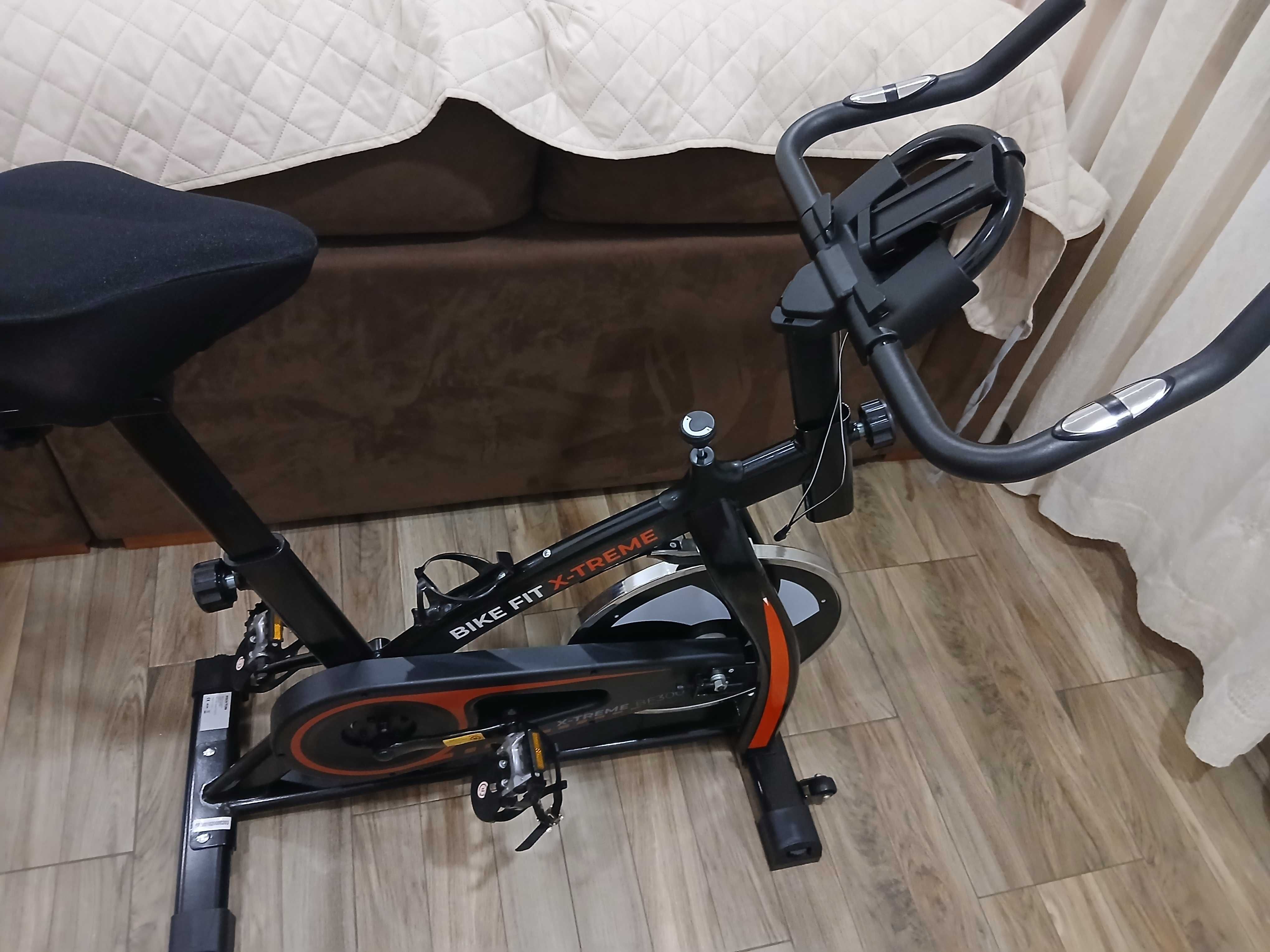 Bicicleta Estática fora do Uso