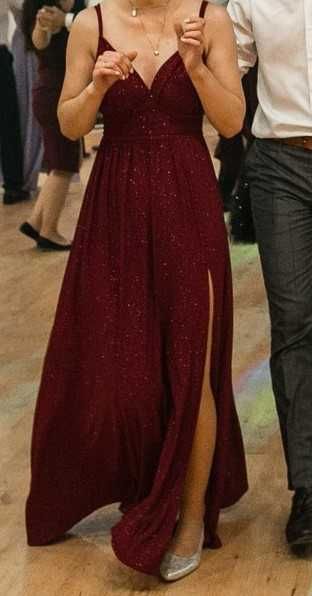 Sukienka na studniówkę