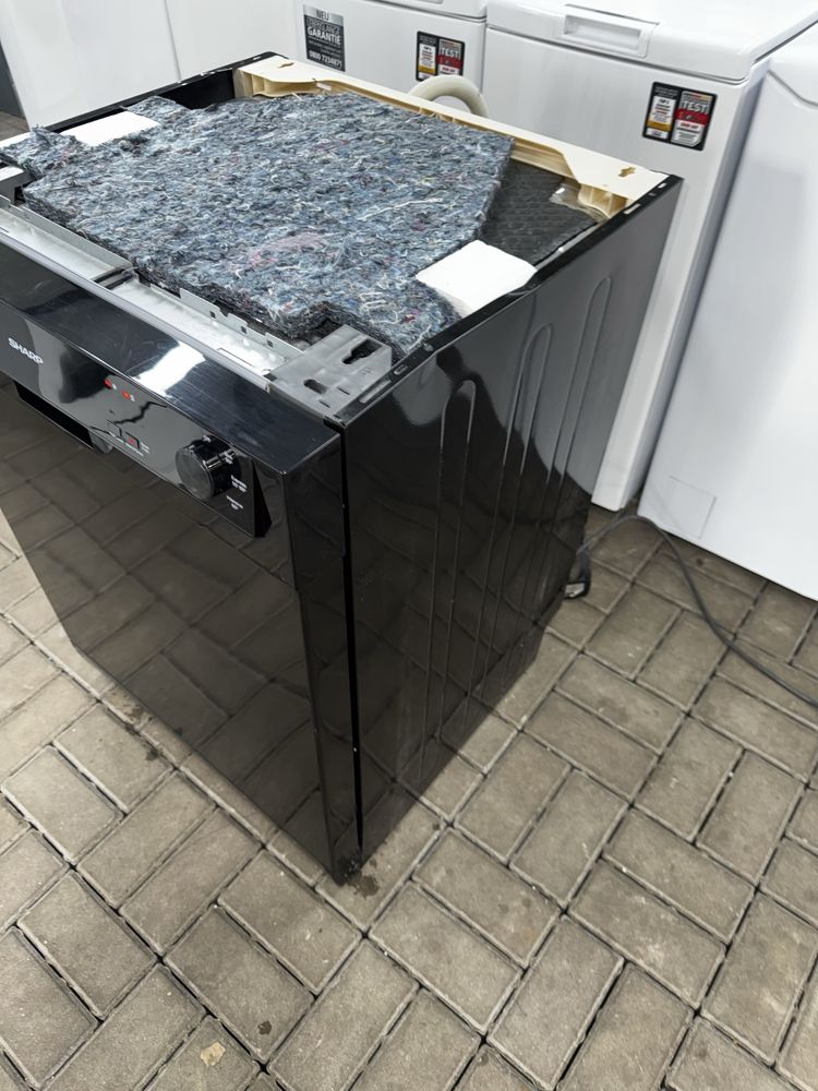 Zmywarka  Sharp  model Qw hx12f47eb A+++ czarna