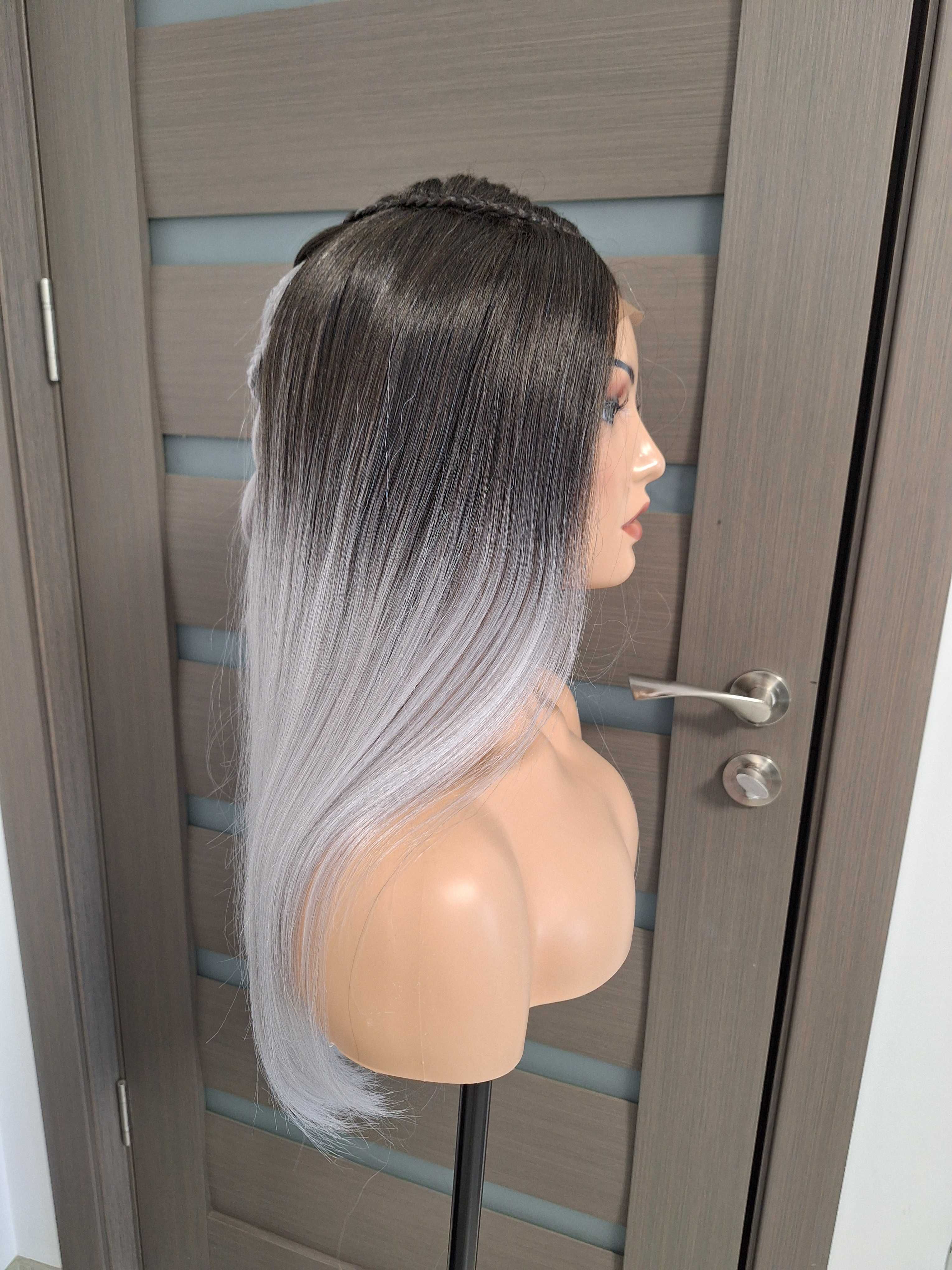 Peruca lisa de renda, loiro ombré com trança