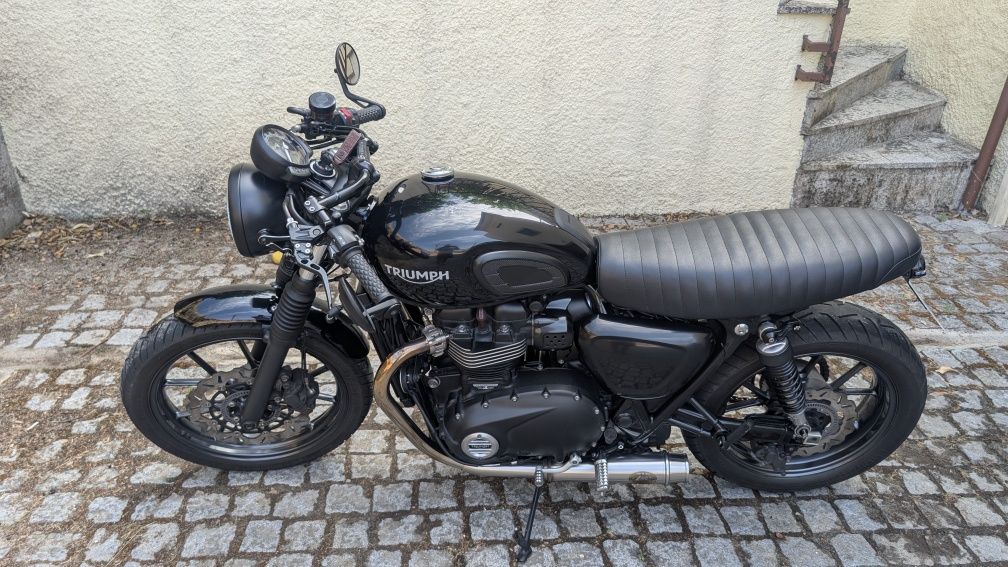 Triumph Street Twin 900 (+2000€ em extras)