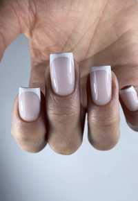 Manicure/Pedicure/Przedłużanie paznokci (Przy Arkadii)