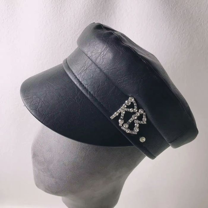Шапка RB Yves Saint Laurent зимова жіноча брендова