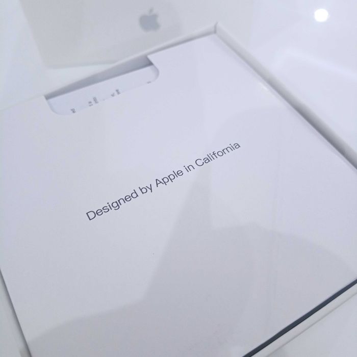 Nowe słuchawki AIRPODS PRO