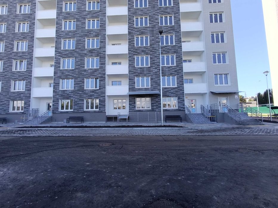 69 м2 — фасадне приміщення перша лінія Кульженків Коноплянська Оболонь