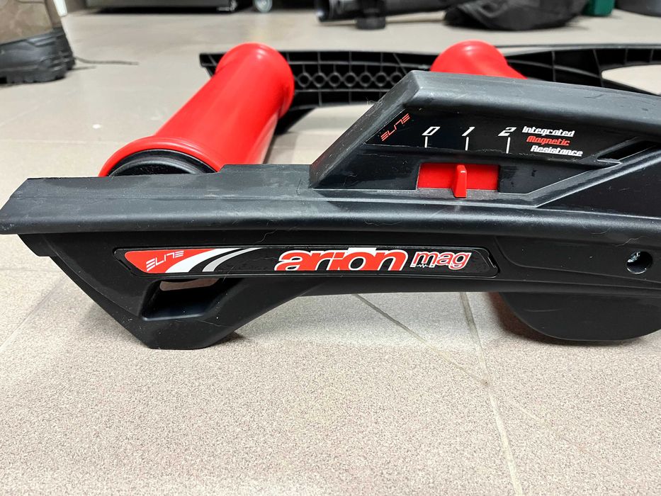 Trenażer rolkowy ELITE Arion MAG