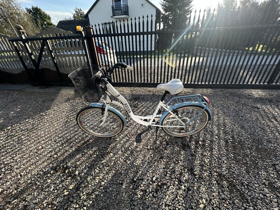 Dower damski  kola 24 husar