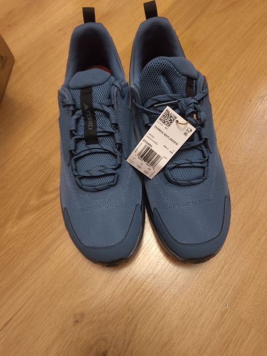 Продам чоловічі кросівки Adidas Terrex