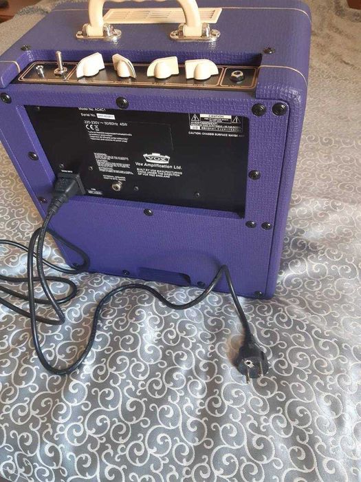 VOX AC4C1‑BL — ламповый комбоусилитель в идеале, полный комплект