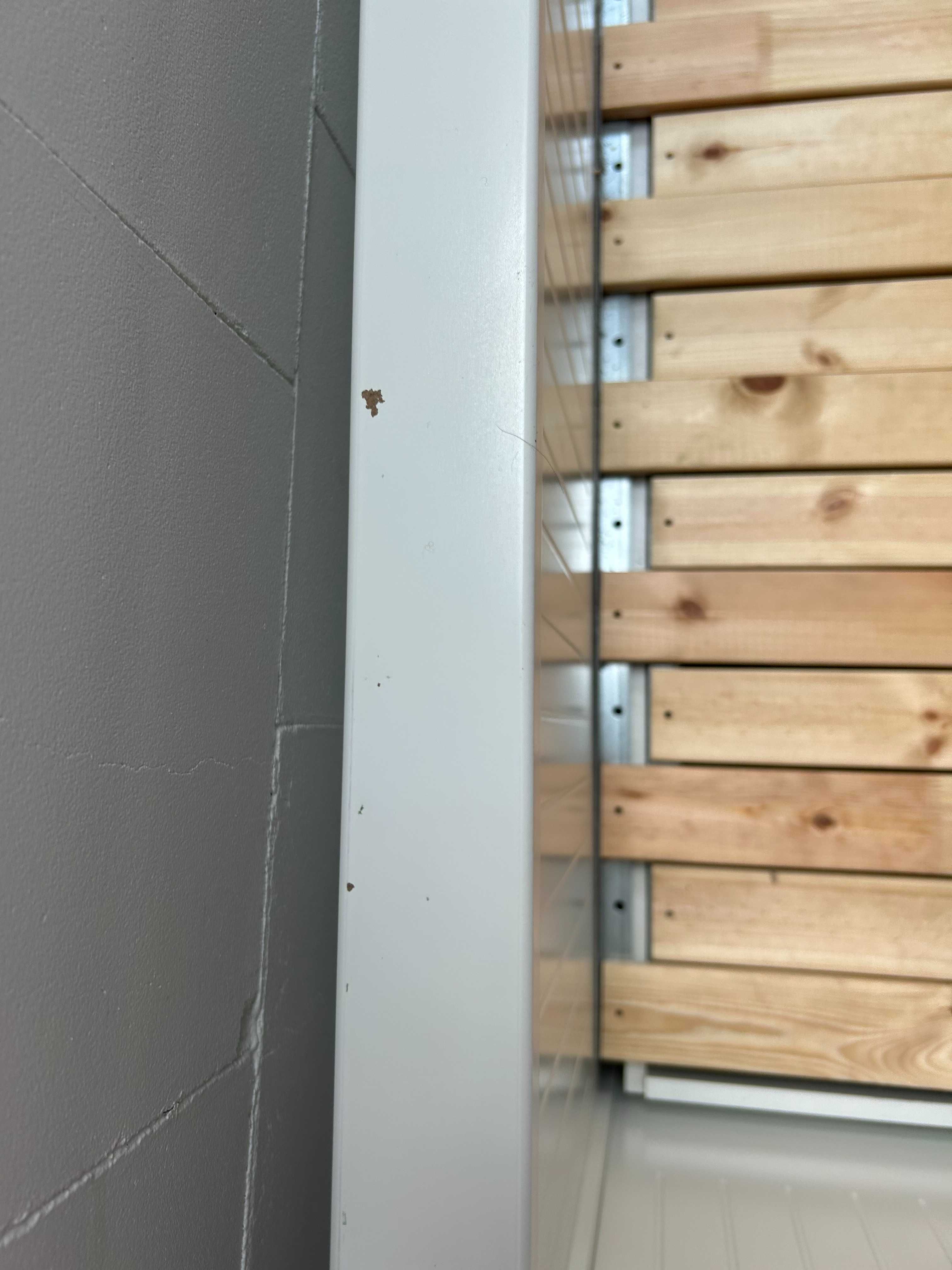 Łóżko HEMNES z Ikea, białe, używane ( bez materacy );