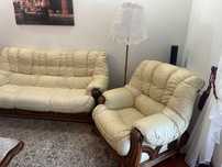 Sofa  plus dwa fotele , stół dębowy skóra naturalna