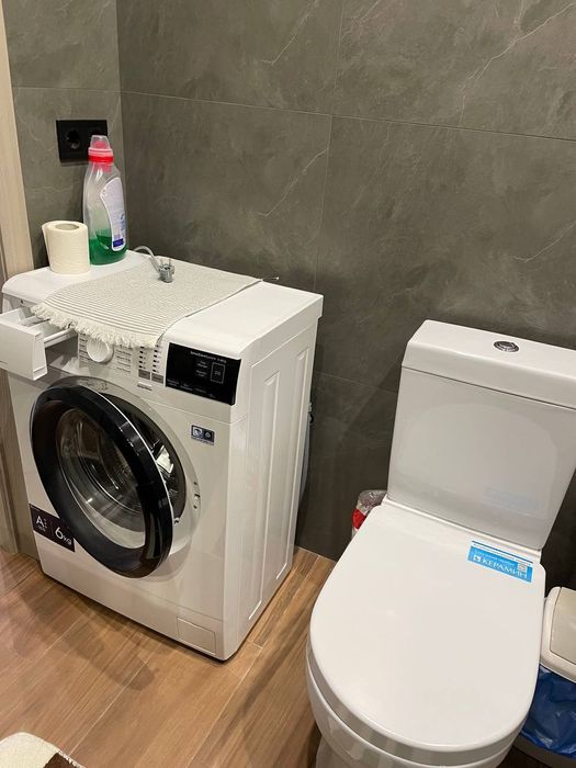 Оренда 1-к. студії в ЖК "Версаль Парк" біля парку Дубки