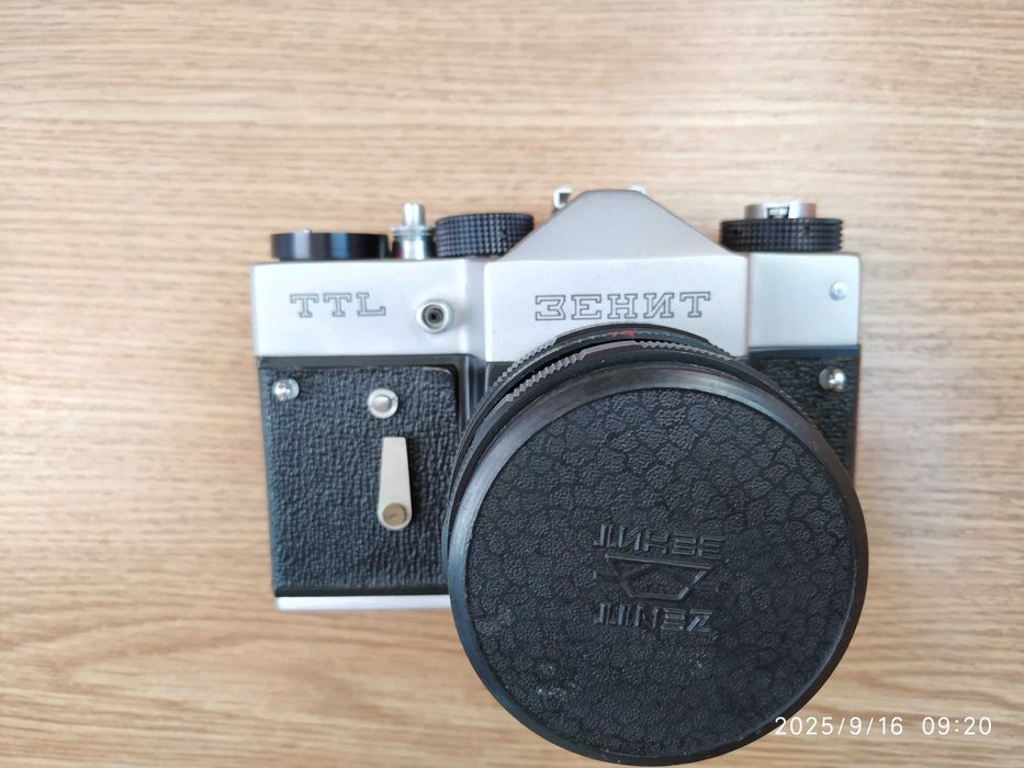 Зеркальный фотоаппарат ЗЕНИТ-TTL  в отличном состоянии