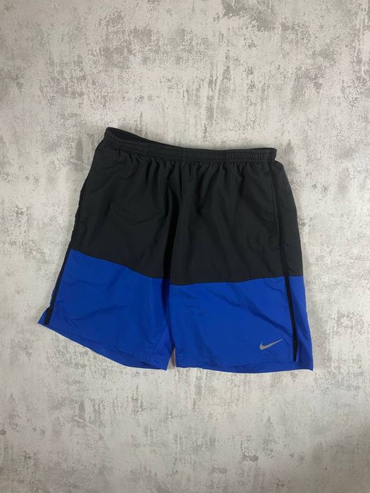 Бігові/тренувальні шорти Nike Dri-FIT, чорно-синій колор-блок