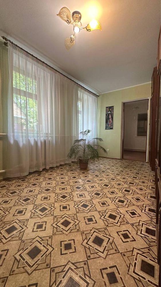 Продам 1/2 будинку з АГО, 3 кімнати, Олексіївка