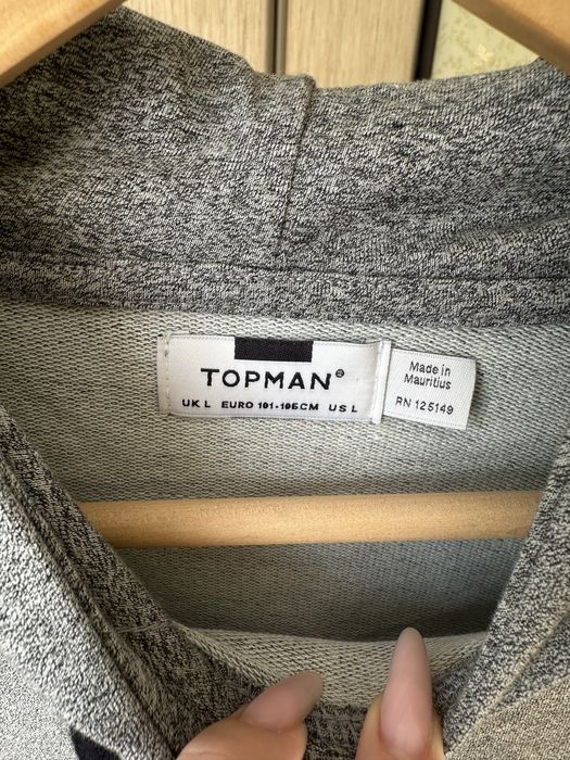 Сірий чоловічий светр