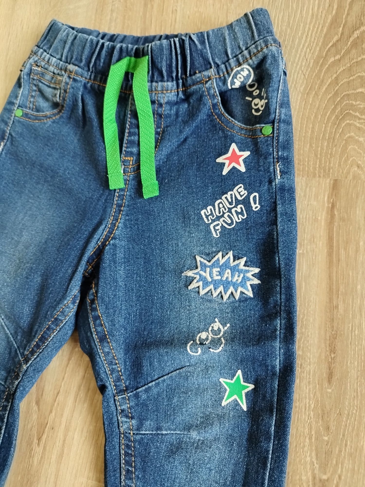 Jeansowe spodnie dla chłopca R.86