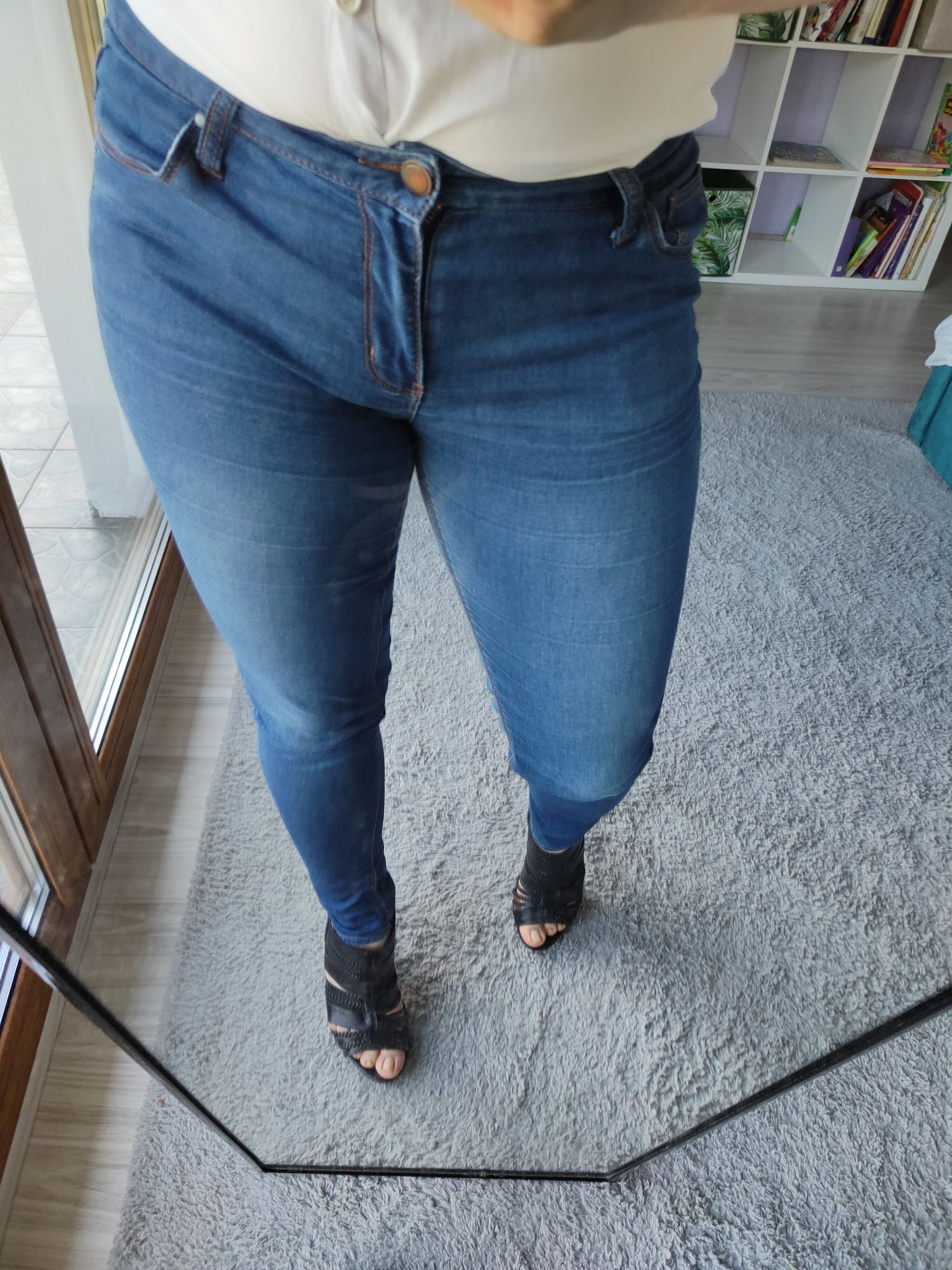 Spodnie jeansowe L/M