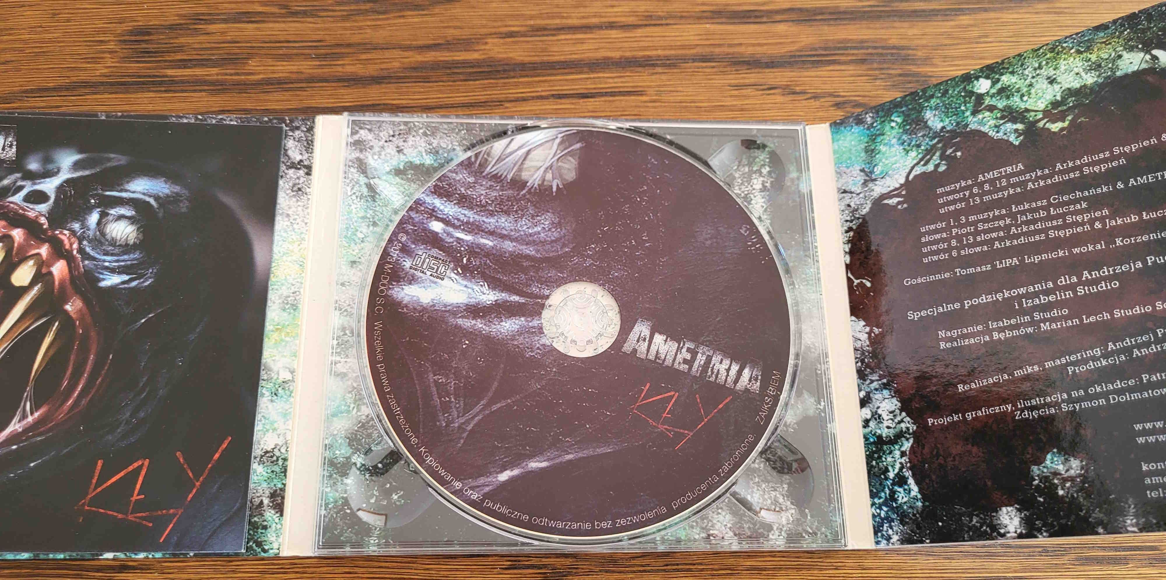 Ametria – Kły [digipack]