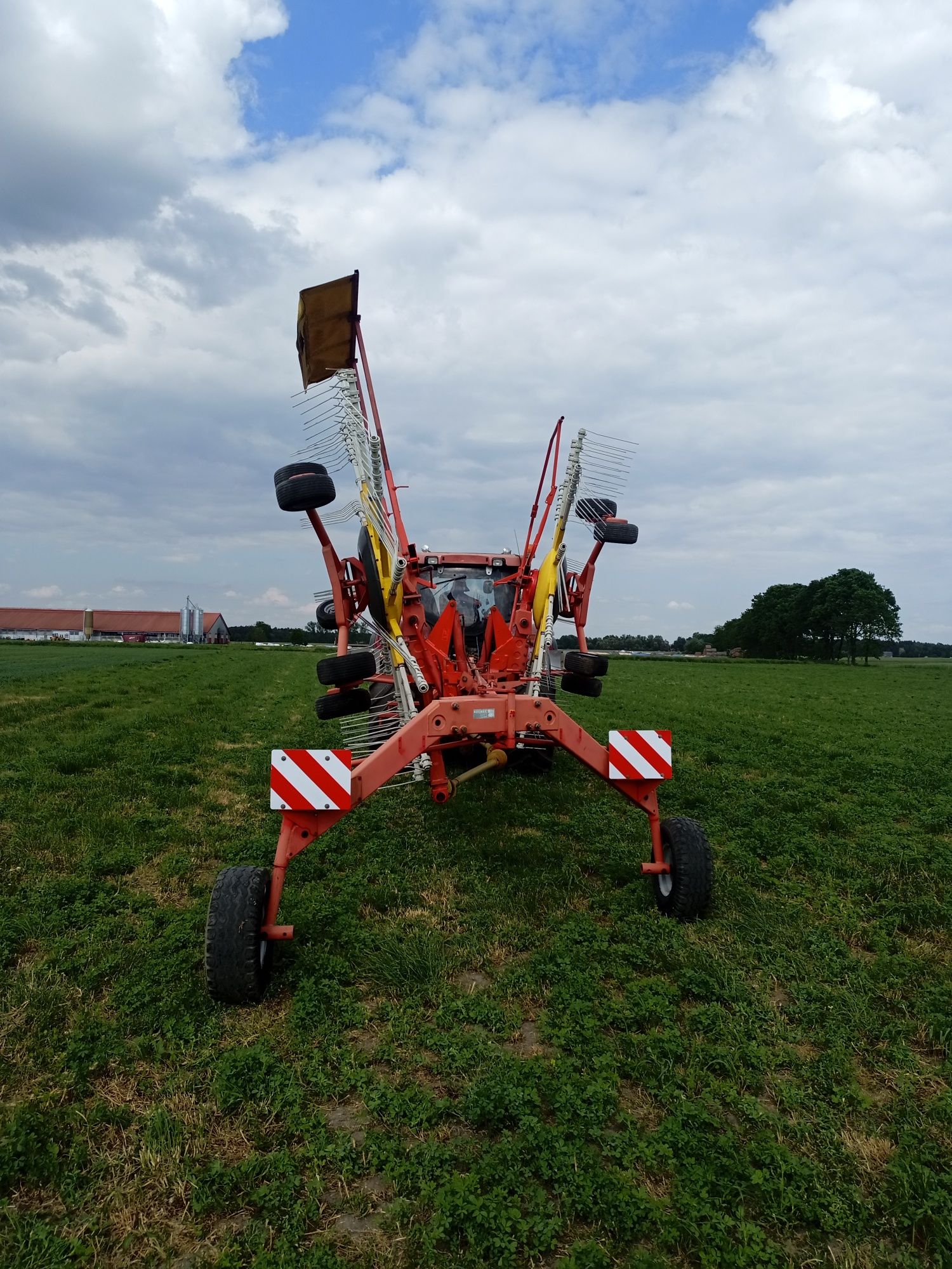 Zgrabiarka pottinger 800 Claas fella Krone