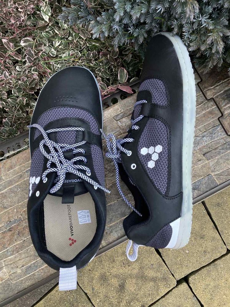 Vivobarefoot англія супер легкі,оригінальні шкіряні кросівки трекінг.