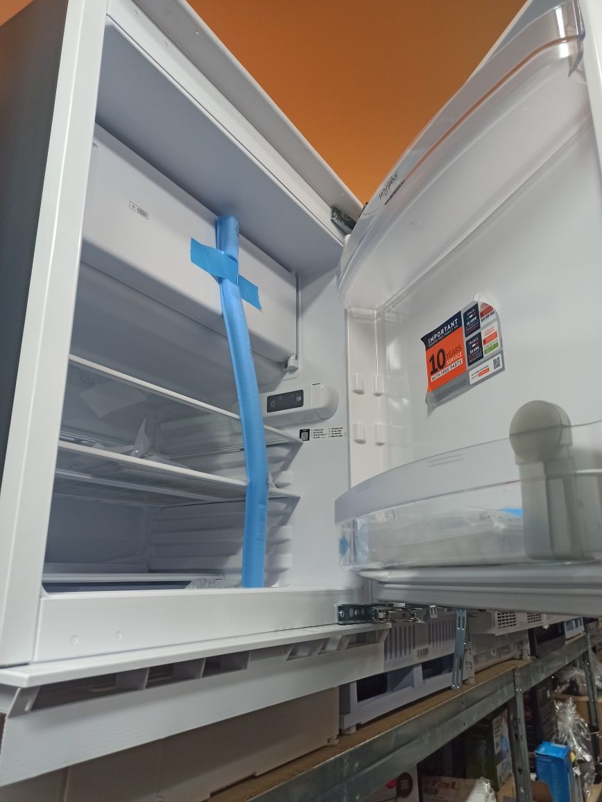 OUTLET Wspólna 6 Janki Lodówka chłodziarka podblatowa do zabudowy 82cm